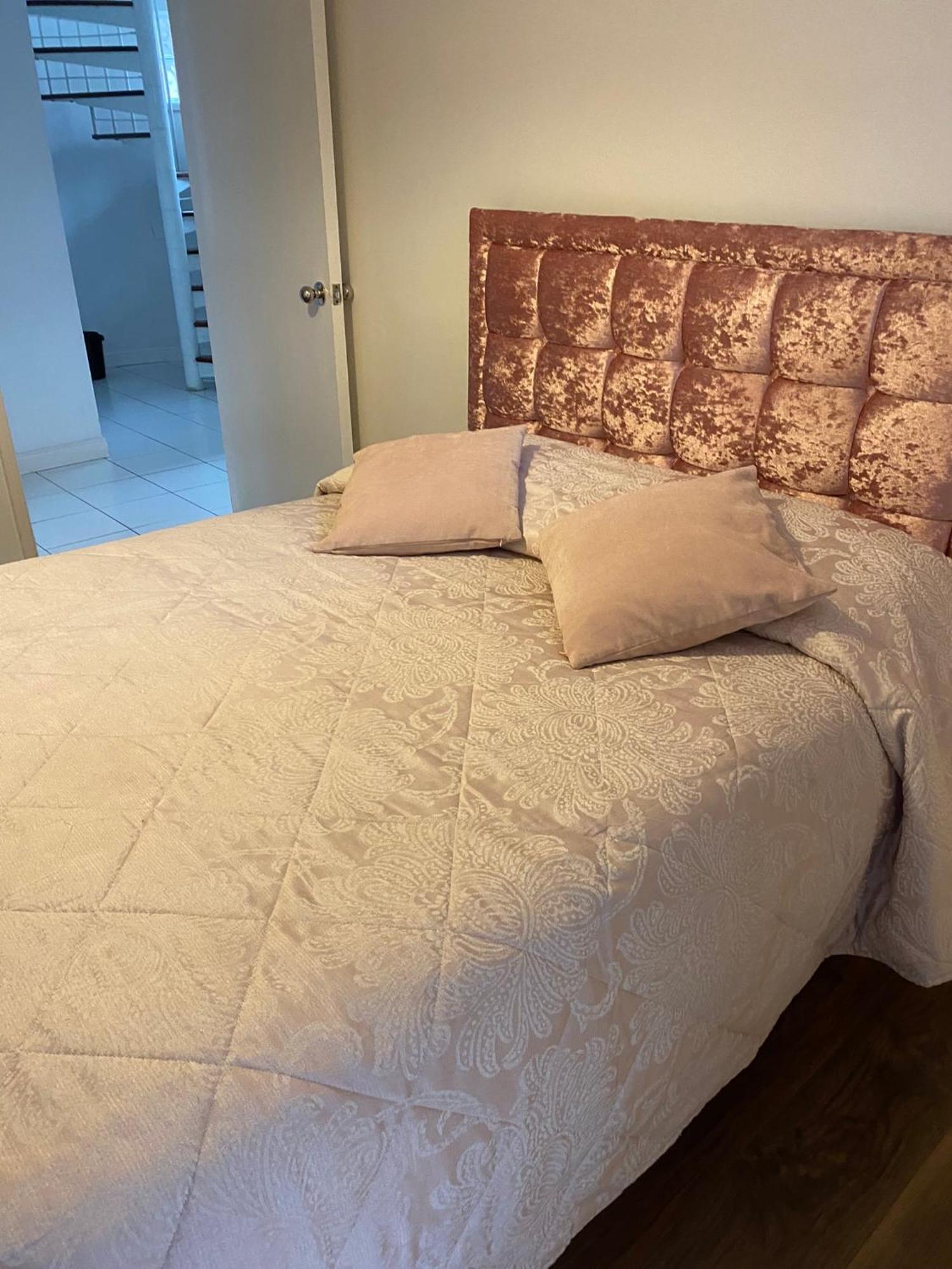 Central Leeds Townhouse With Private Roof Garden Sleeps 4 Exterior foto